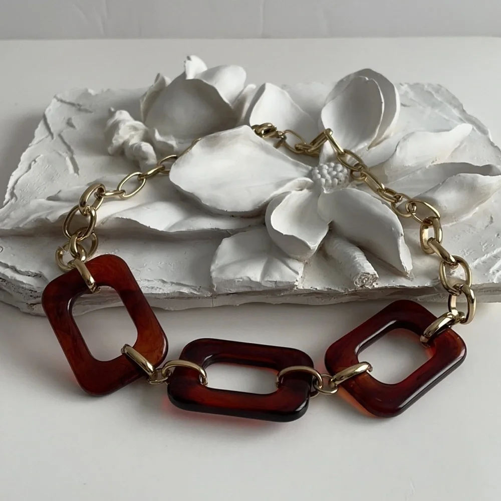 Large Statement Choker Style Acrylic Rectangle Tortoise Necklace - Picture 9 of 9